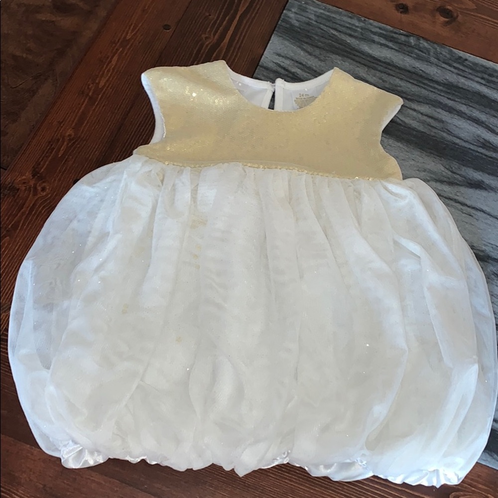 EUC kardashian kids 24 month dress